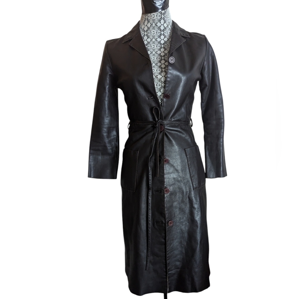 IZZUE Long Leather Jacket